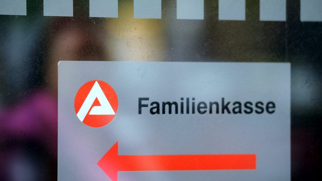 Familienkasse in der Agentur für Arbeit. Familienkasse in der Agentur für Arbeit.