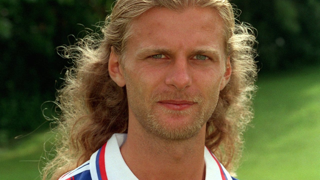 Setzte sich selbst zu stark unter Druck: Alain Sutter erzielte als offensiver Mittelfeldspielr für die Bayern in 22 Bundesligaspielen nur ein Tor. Setzte sich selbst zu stark unter Druck: Alain Sutter erzielte als offensiver Mittelfeldspielr für die Bayern in 22 Bundesligaspielen nur ein Tor.