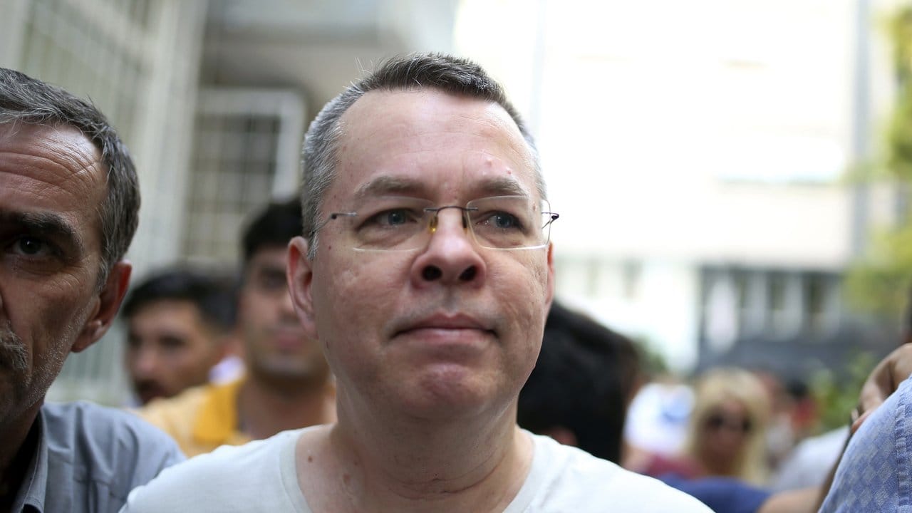 US-Pastor Andrew Craig Brunson bleibt in der Türkei weiter in Hausarrest.