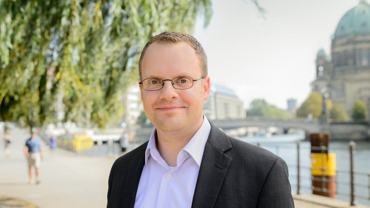 Thomas Fischer ist Leiter der Bereichs Kreislaufwirtschaft der Deutschen Umwelthilfe. Thomas Fischer ist Leiter der Bereichs Kreislaufwirtschaft der Deutschen Umwelthilfe.