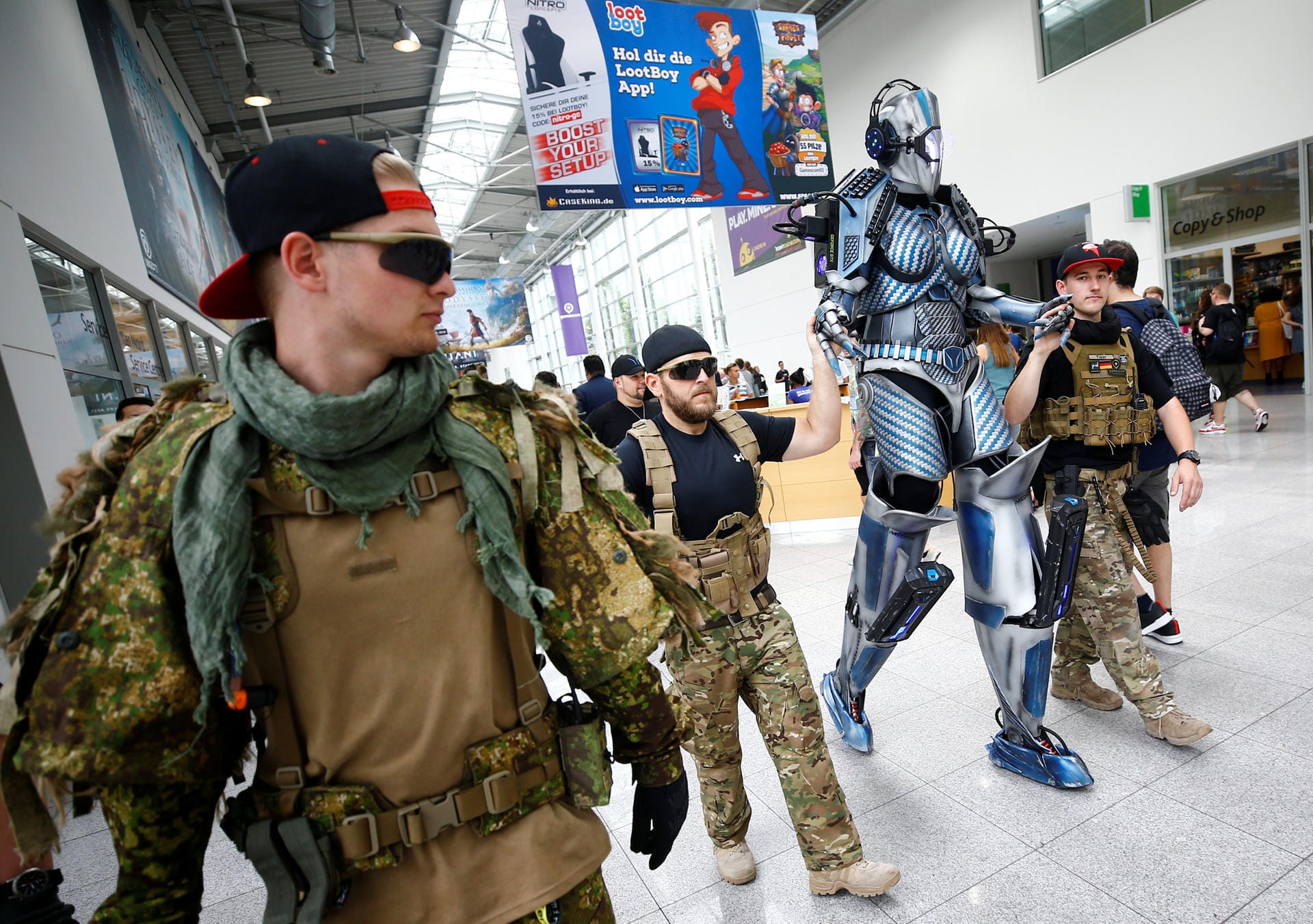 Auch dieses Jahr sind auf der Gamescom wieder viele sogenannte Cosplayer unterwegs – Menschen, die sich unter anderem als Figuren aus Videospielen, Filmen oder Comics verkleiden.