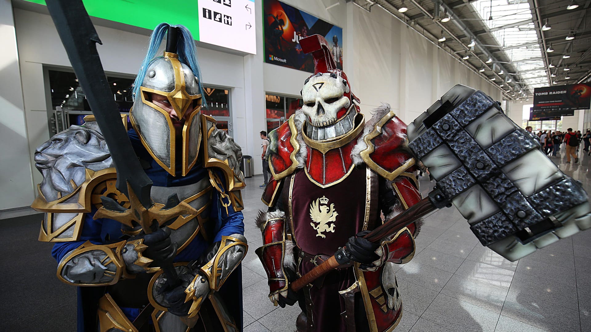 Besucher der Gamescom verkleidet als Figuren aus dem Spiel "World of Warcraft".