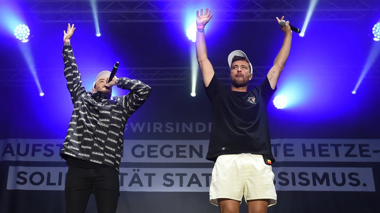 Die Rapper Casper (l) und Marteria in Chemnitz. Die Rapper Casper (l) und Marteria in Chemnitz.