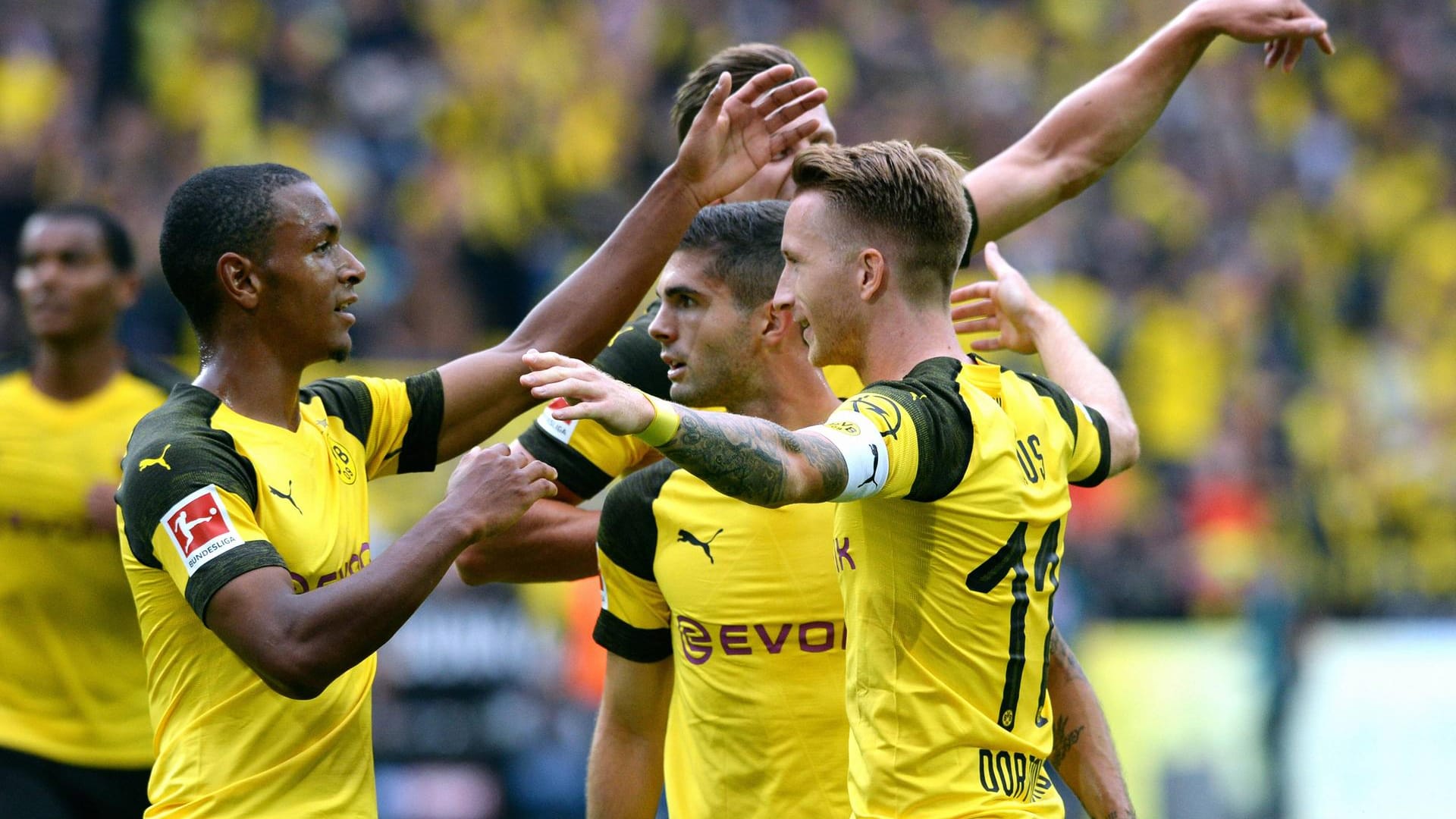 17. Borussia Dortmund: 103 Millionen Euro (Winter 26/Sommer 77).