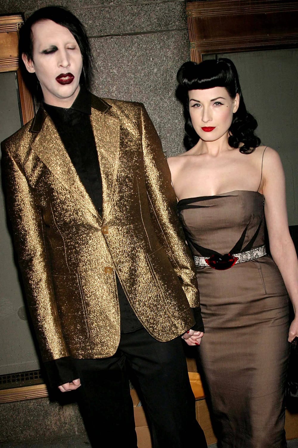 Dita Von Teese und Marylin Manson: Die Burlesque-Tänzerin und der Schock-Rocker hatten sich im Dezember 2005 nach siebenjähriger Beziehung das Ja-Wort gegeben. Die Ehe wurde 2007 wieder geschieden.