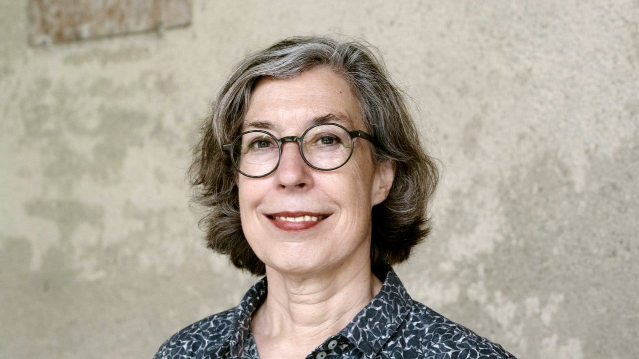 Susanne Röckel, Der Vogelgott (Jung und Jung, Februar 2018). Susanne Röckel, Der Vogelgott (Jung und Jung, Februar 2018).