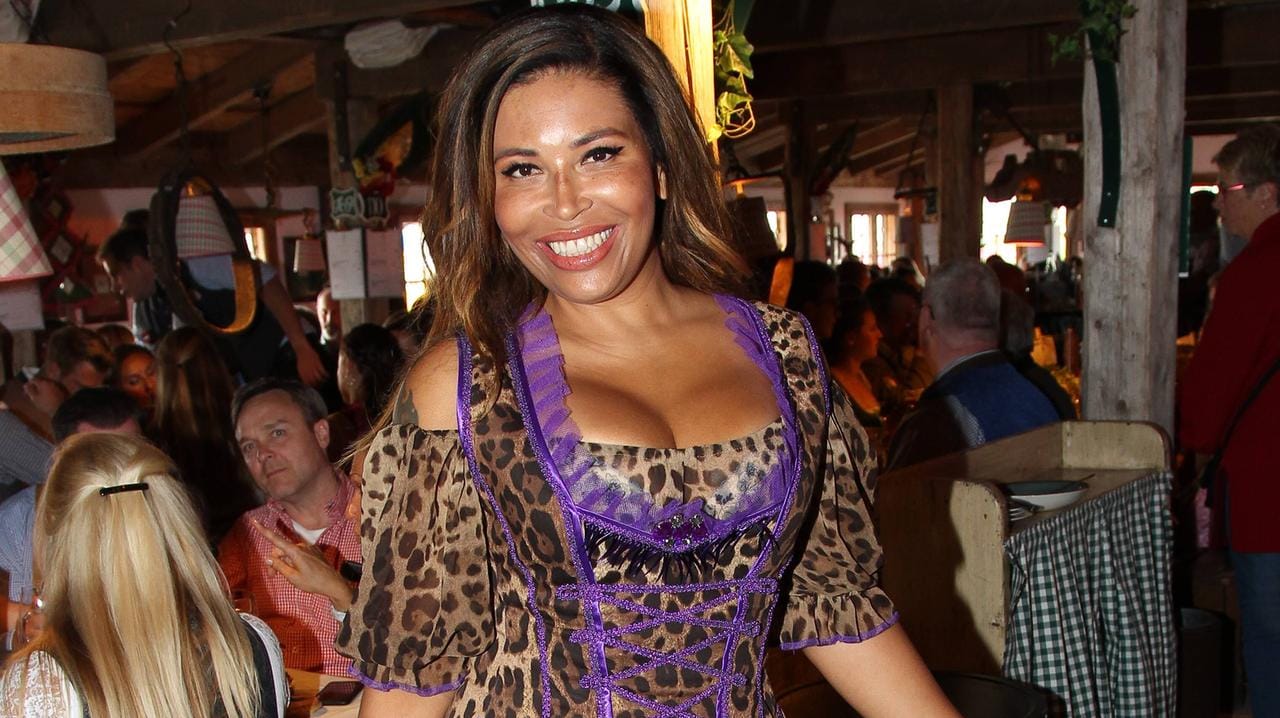 Patricia Blanco: Sie feiert im Leo-Dirndl im Käfer-Festzelt.