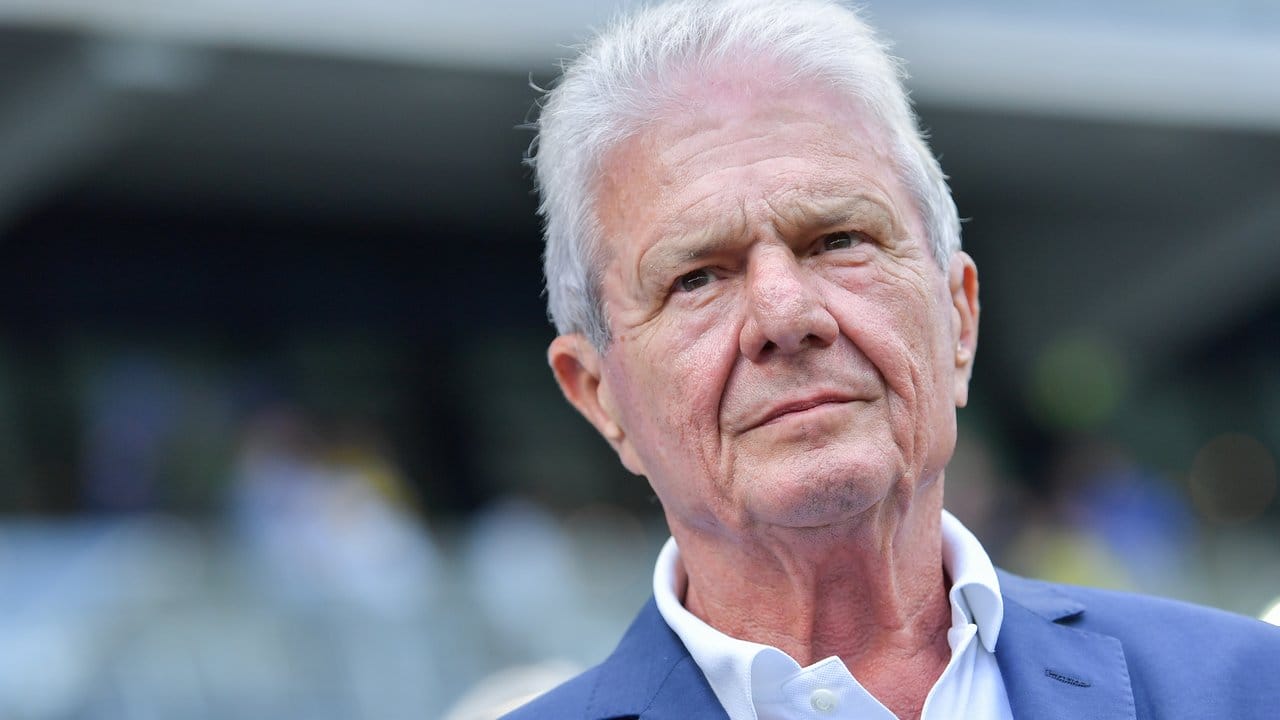 Wurde von BVB-Fans erneut massiv beleidigt: Hoffenheim-Mäzen Dietmar Hopp. Wurde von BVB-Fans erneut massiv beleidigt: Hoffenheim-Mäzen Dietmar Hopp.