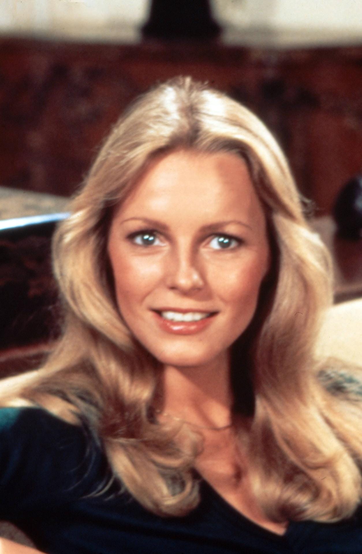 Cheryl Ladd: Die blonde Schauspielerin ersetzte Farrah Fawcett 1977 in der Serie. Sie war nach Jaclyn Smith mit am längsten dabei.