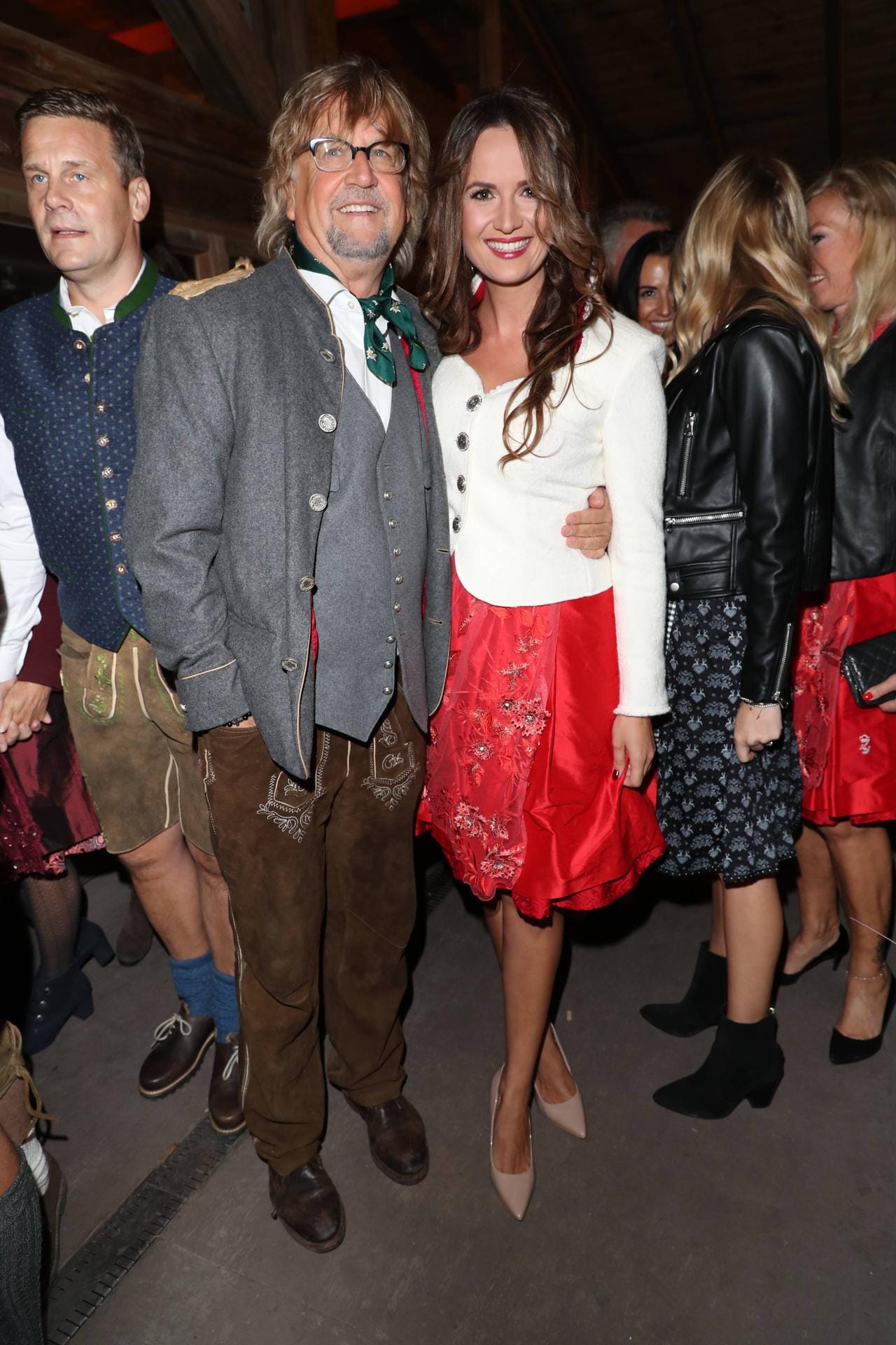 Martin Krug mit seiner Freundin Martina Nicia: Die Strickjacke steht ihr gut.