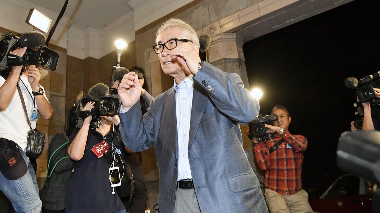 Tasuku Honjo, Professor an der Universität von Kyoto, teilt sich den Medizin-Nobelpreis mit James P. Tasuku Honjo, Professor an der Universität von Kyoto, teilt sich den Medizin-Nobelpreis mit James P.