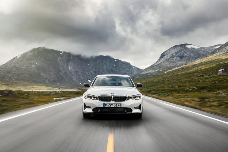 Neuer 3er BMW: Neben dem Design hat BMW vor allem an der Fahrdynamik seines Erfolgsmodells gearbeitet.