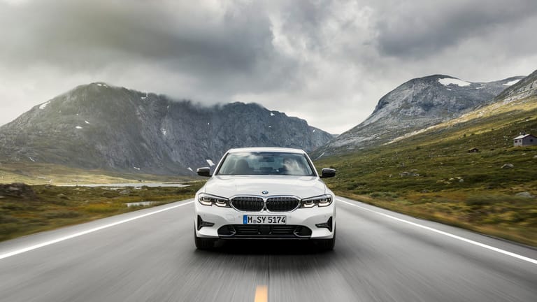 Neuer 3er BMW: Neben dem Design hat BMW vor allem an der Fahrdynamik seines Erfolgsmodells gearbeitet.