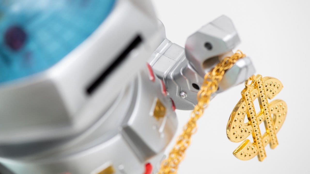 Wenn der Roboter die Geldanlage in die Hand nimmt, hoffen manche auf den großen Gewinn. Wenn der Roboter die Geldanlage in die Hand nimmt, hoffen manche auf den großen Gewinn.