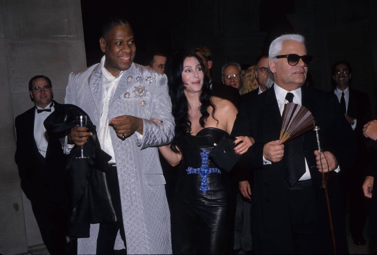 Alte Freunde: Gemeinsam mit Andre Talley und Cher eroberte Karl Lagerfeld 1997 New York.
