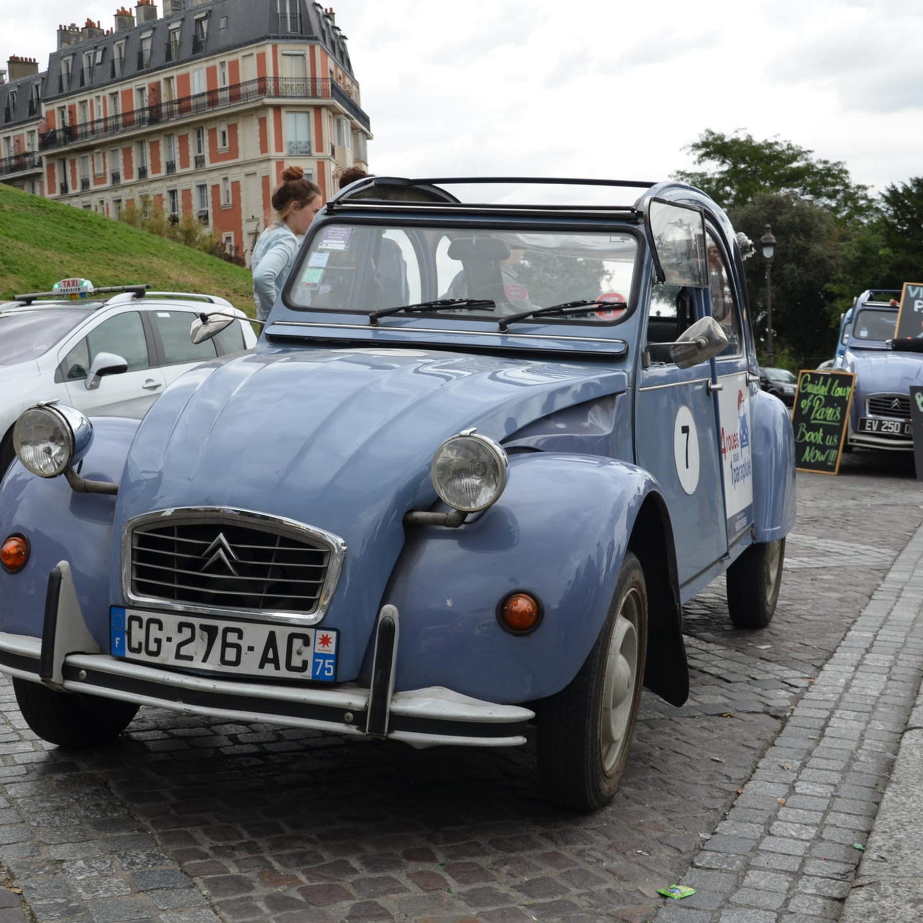 Die Citroën-Ente wird 70: Auto für vier Personen und 50 Kilo