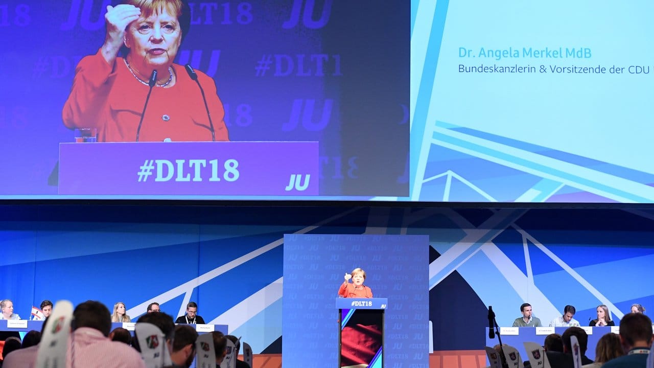 Merkel auf dem Deutschlandtag der Jungen Union.