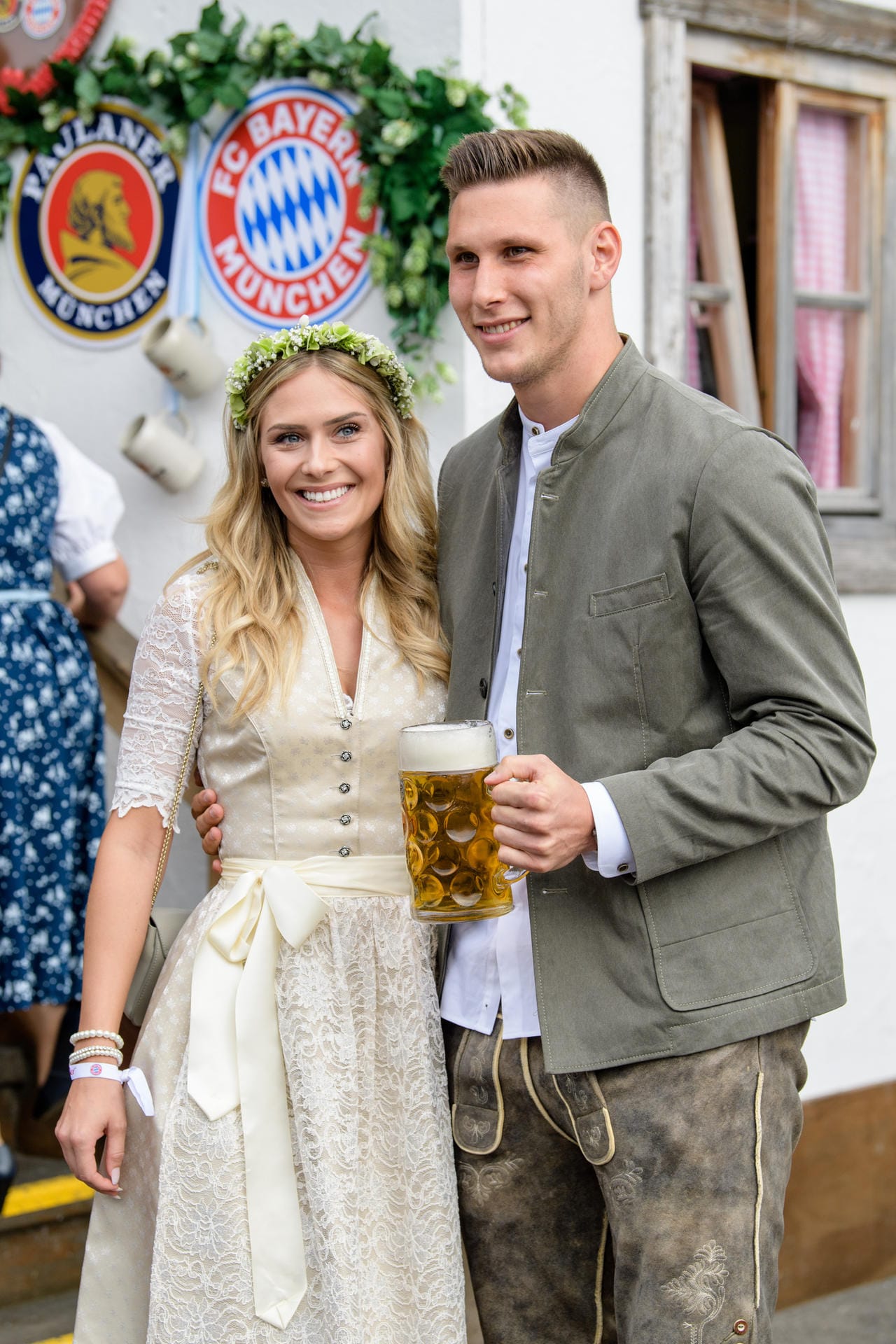 Niklas Süle und seine Freundin Melissa Halter.