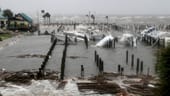 Auf der Erde bietet sich ein Bild der Zerstörung. So wie hier im Yachthafen von Port St. Joe, nachdem "Michael" auf Land getroffen ist.