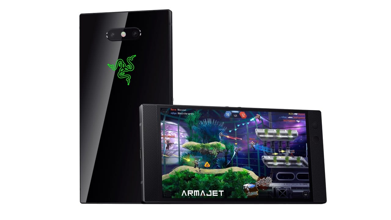 Der 5,7 Zoll große Bildschirm vom Razer Phone hat eine Auflösung von 2560 mal 1440 Pixeln und eine Bildwiederholrate von 120 Hertz.