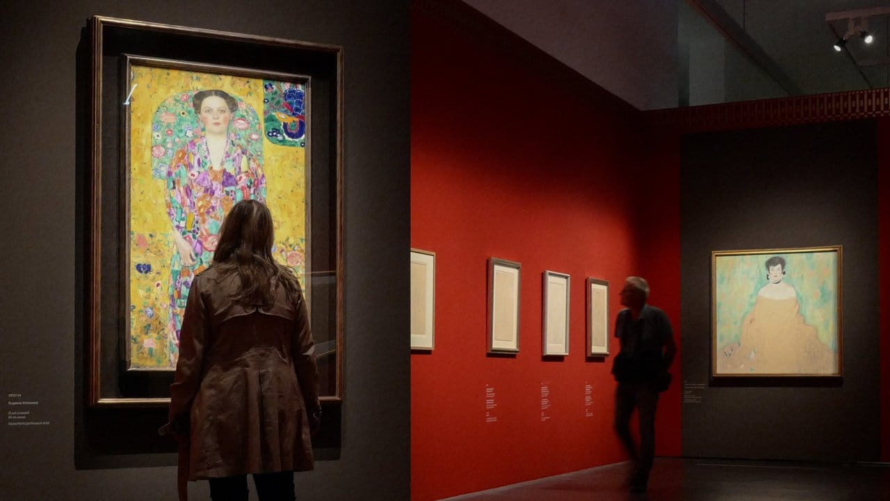 Das Bild "Eugenia Primavesi" (l, 1913/14) von Gustav Klimt und Amalie Zuckerkandl (r, 1917) im Kunstmuseum Moritzburg Halle (Sachsen-Anhalt). Das Bild "Eugenia Primavesi" (l, 1913/14) von Gustav Klimt und Amalie Zuckerkandl (r, 1917) im Kunstmuseum Moritzburg Halle (Sachsen-Anhalt).