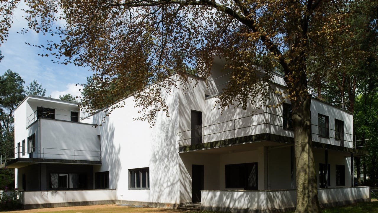 Das Haus Kandinsky und Klee ist eines der Meisterhäuser in Dessau.