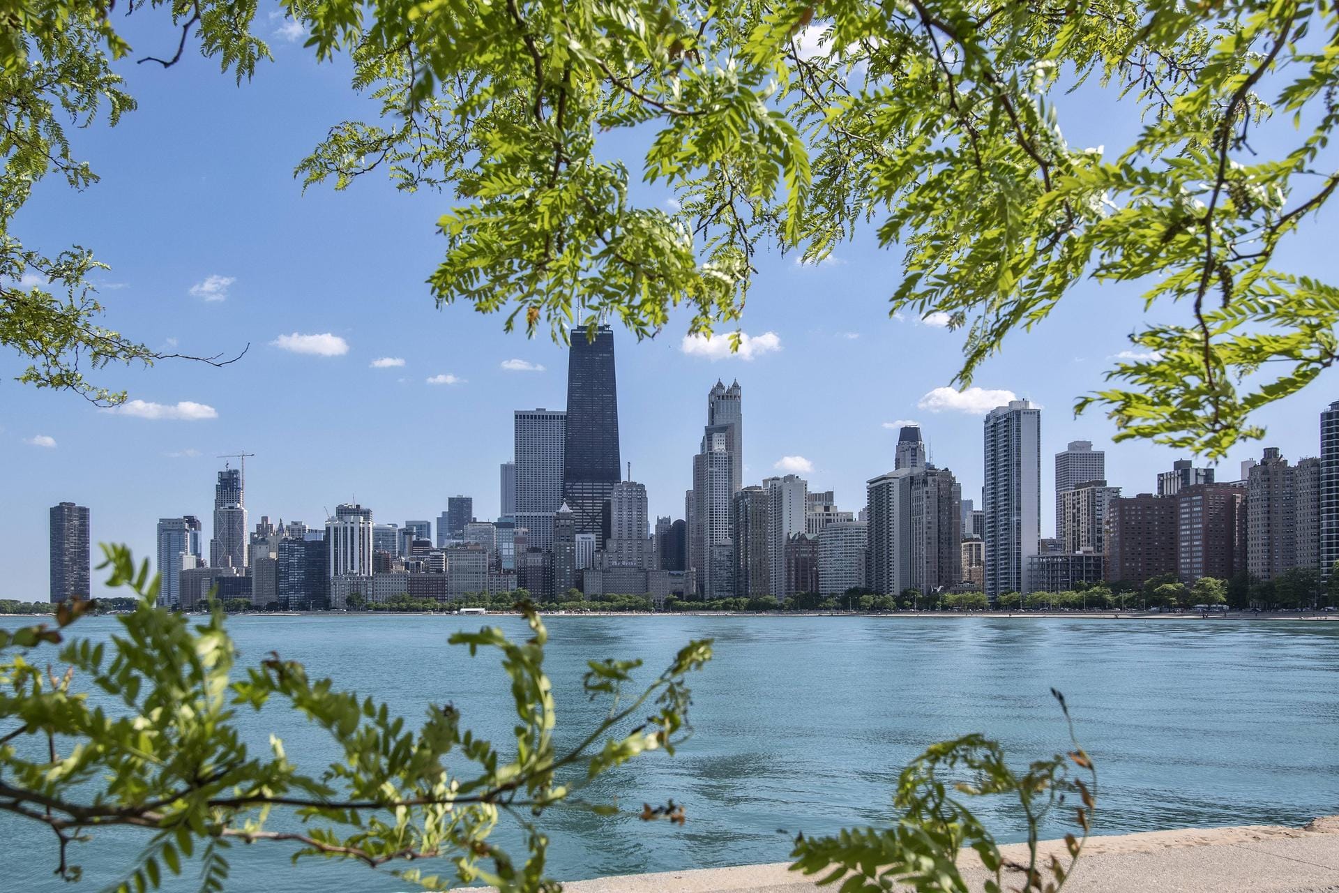 Chicago: Bei einem Spaziergang am Lake Michigan erleben Sie Entspannung mitten in der Großstadt.