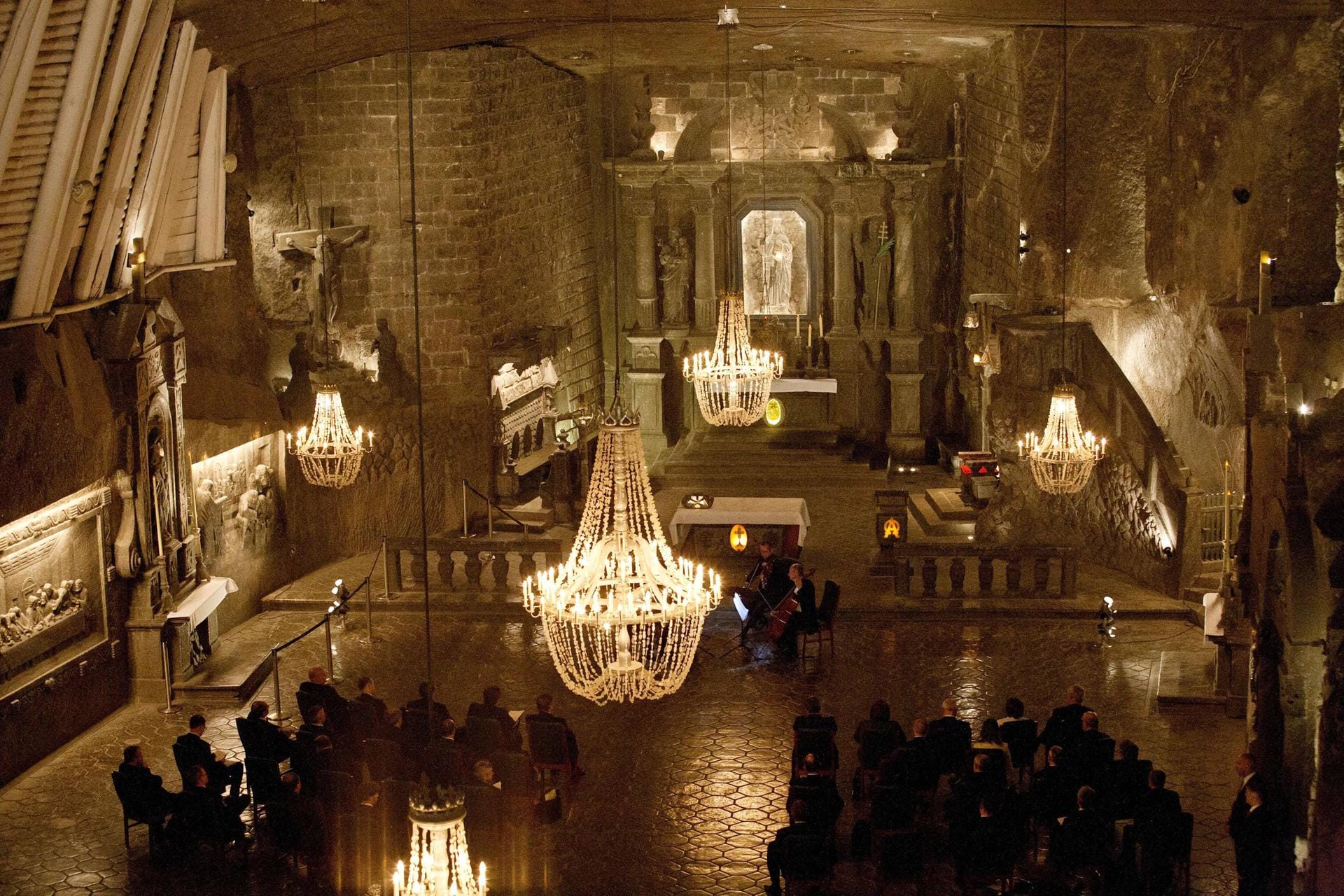 Salzbergwerk Wieliczka: Tief unter der Erde können Sie die Gänge der Salzmine und sogar eine Kapelle besichtigen.