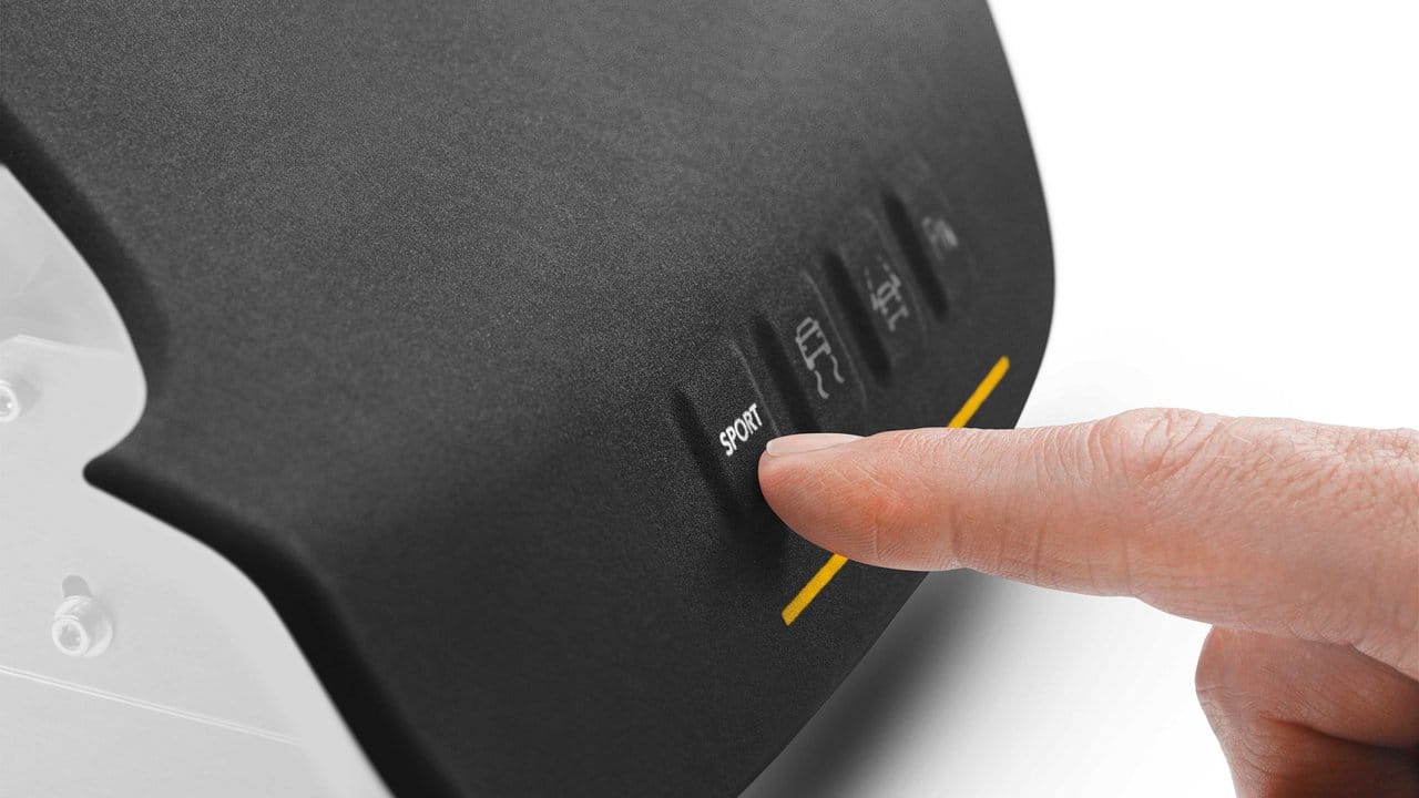 Diese Tastleiste wölbt sich bei Annäherung des Fingers aus der ansonsten glatten Oberfläche. Diese Tastleiste wölbt sich bei Annäherung des Fingers aus der ansonsten glatten Oberfläche.