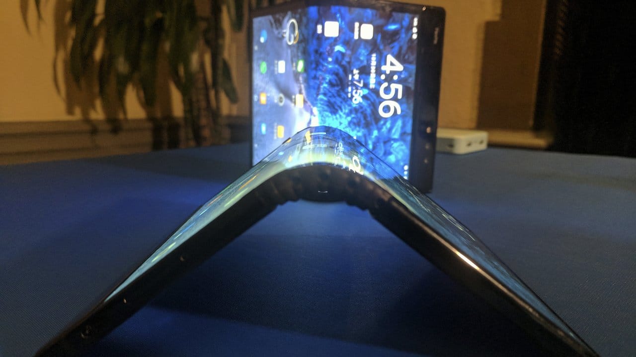 Samsung setzt auf Falt-Displays. Samsung setzt auf Falt-Displays.