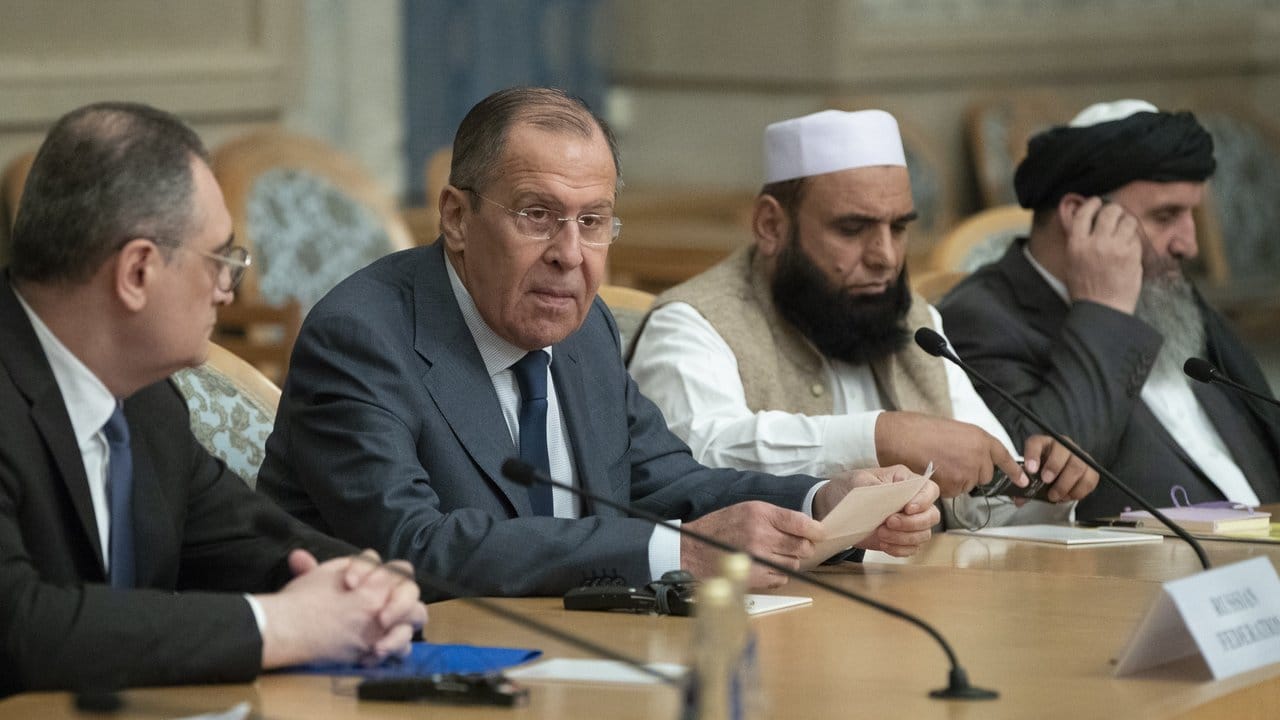 Russlands Außenminister Sergej Lawrow in Moskau: "Der Islamische Staat versucht, Afghanistan zu einem Sprungbrett für die Expansion nach Zentralasien zu machen.