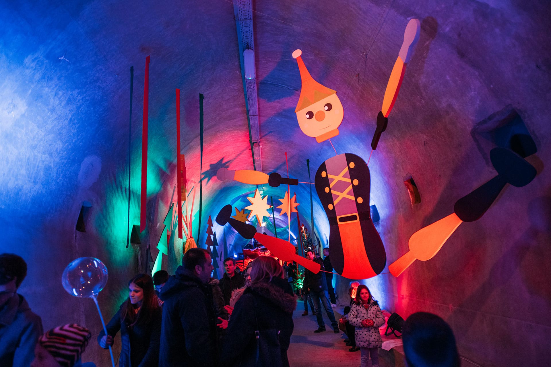 Advent im Grič-Tunnel: Hier wird jedes Jahr ein neues multimediales Weihnachtsmärchen erzählt mit Musik in einer einzigartigen Tunnel-Akustik.