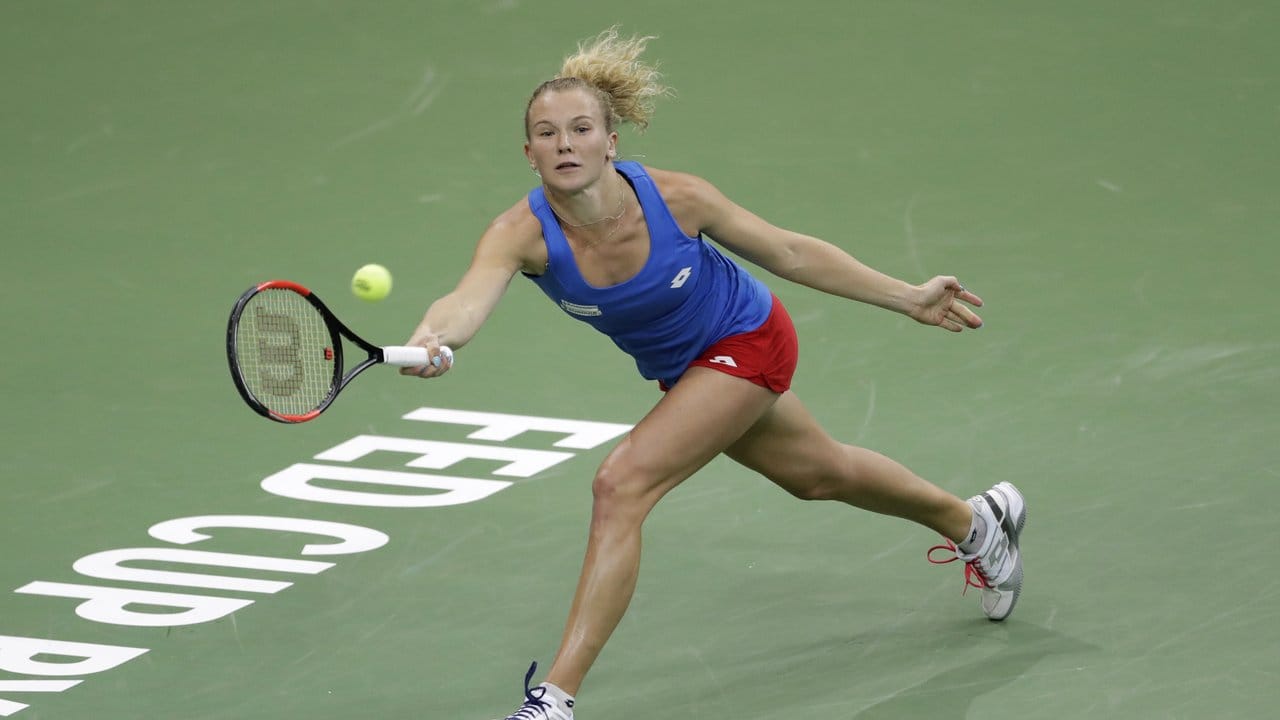 Katerina Siniakova konnte nachlegen und erhöhte auf 2:0. Katerina Siniakova konnte nachlegen und erhöhte auf 2:0.