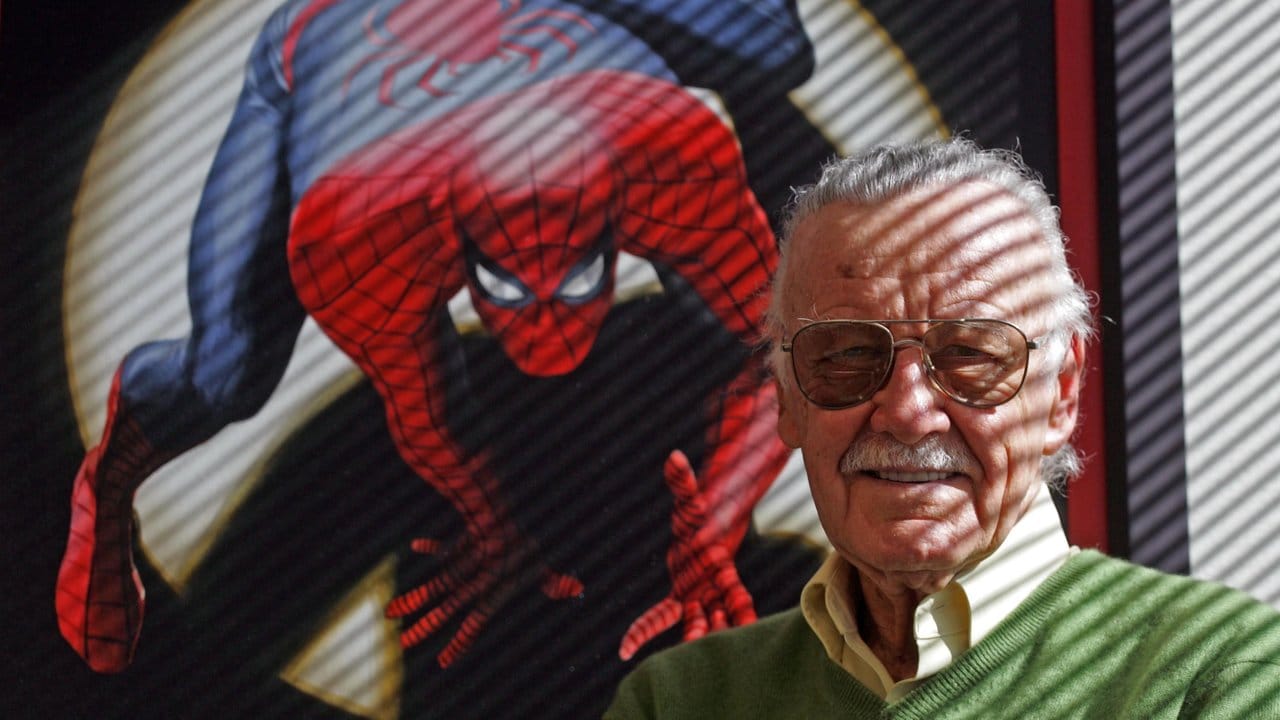 "Spider-Man" weint: Stan Lee ist tot.