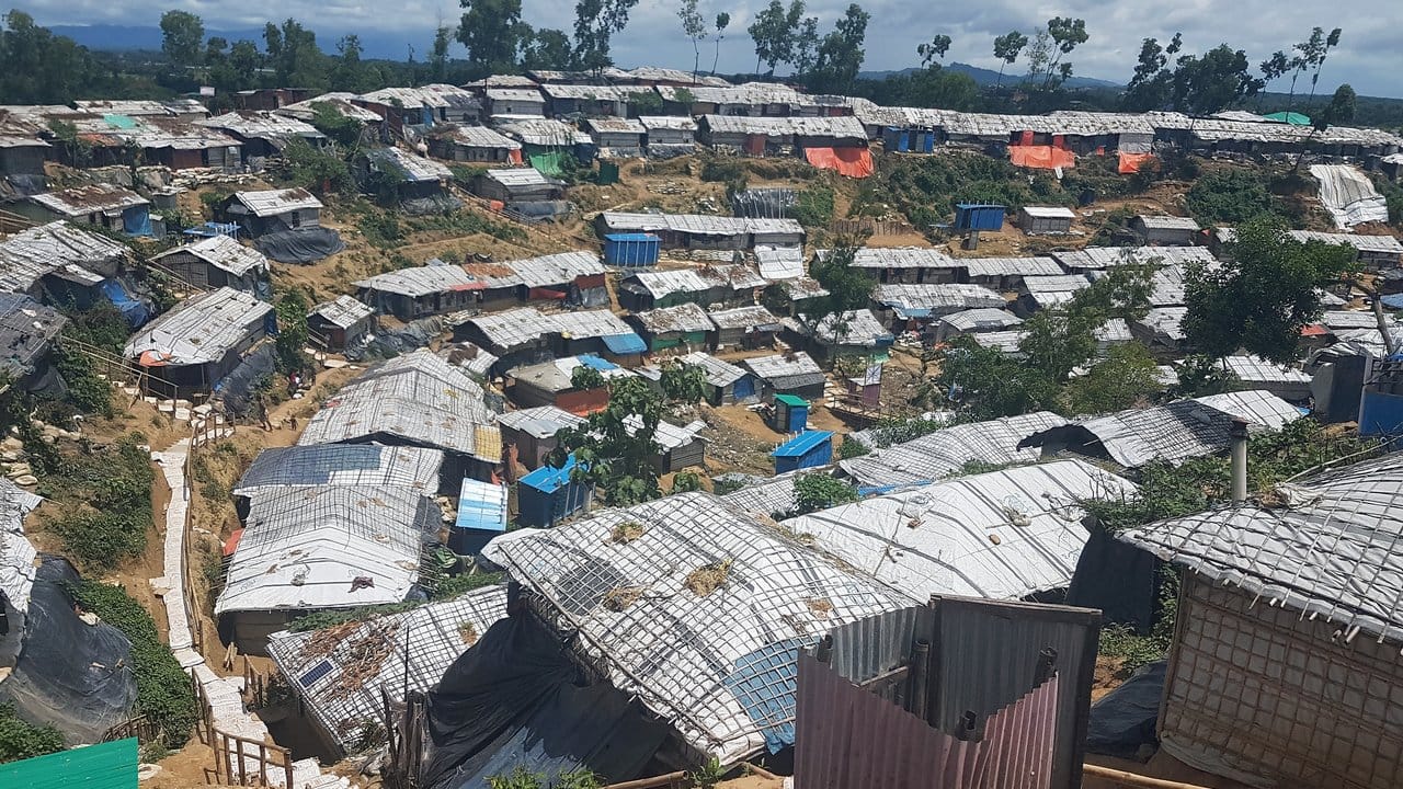 Großstadt aus Elendshütten: Cox's Bazar ist das größte Flüchtlingslager für Rohingya in Bangladesch.
