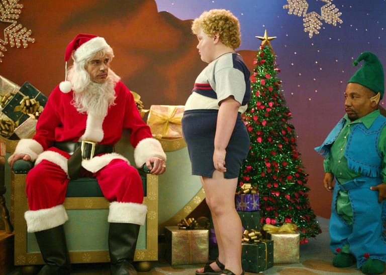 Billy Bob Thornton und Brett Kelly standen 2003 gemeinsam für "Bad Santa" vor der Kamera.