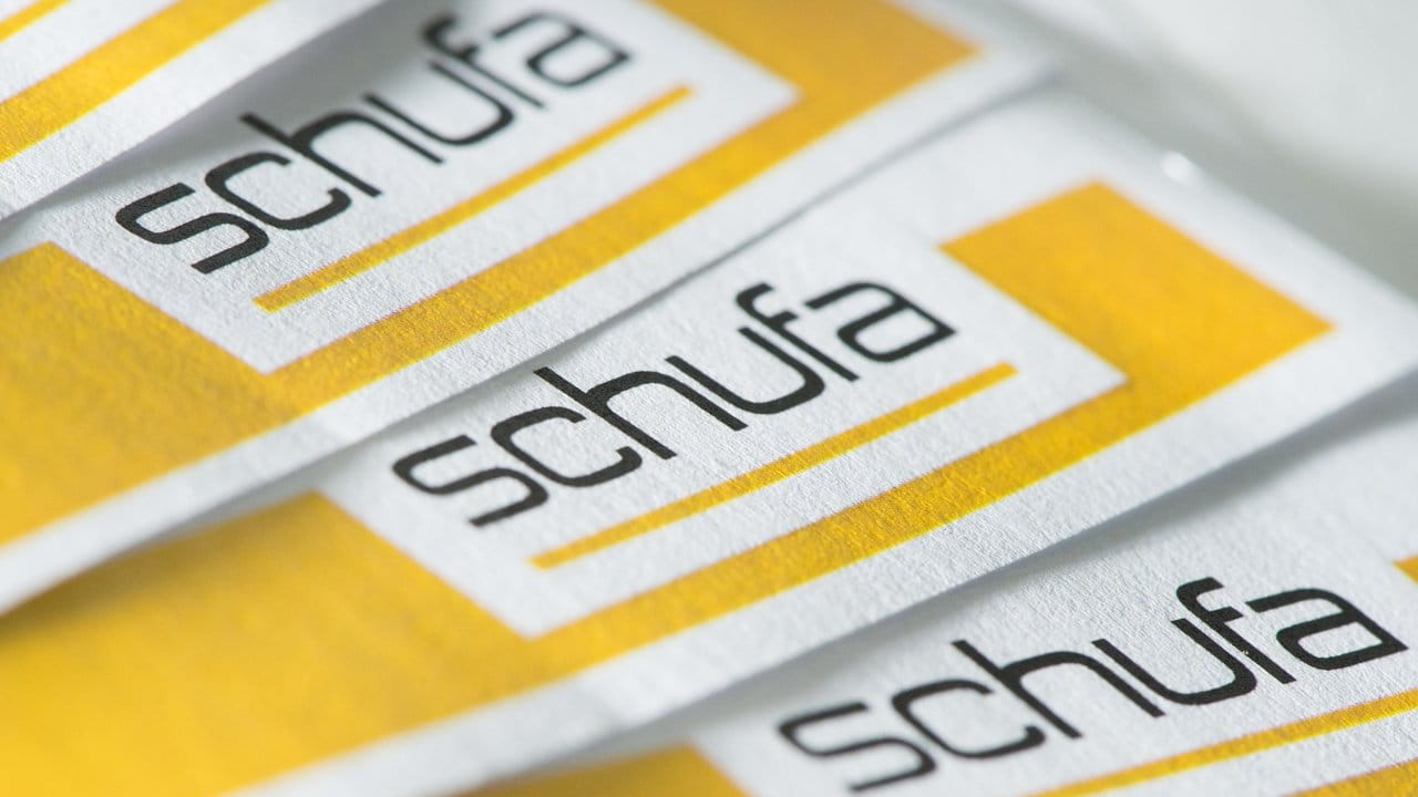 Die Abkürzung Schufa steht für "Schutzgemeinschaft für allgemeine Kreditsicherung" - dahinter steckt ein Privatunternehmen, das Daten von Verbrauchern sammelt.