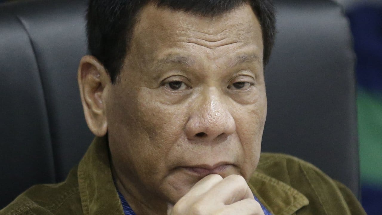 Der philippinische Präsident Rodrigo Duterte: "Ihr seid da - sagt uns, wie wir uns verhalten sollen.