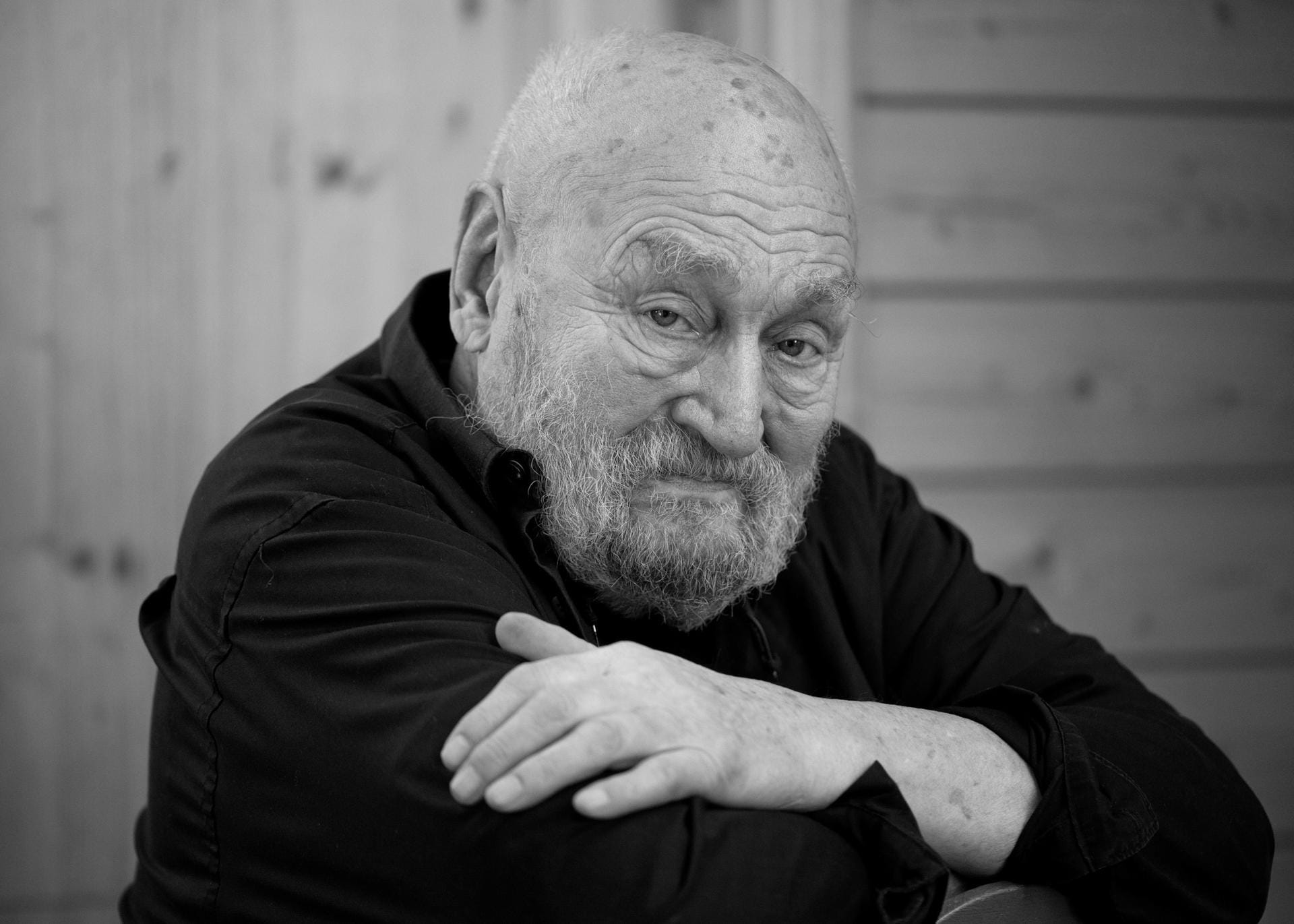 Rolf Hoppe, bekannt aus "Drei Haselnüsse für Aschenbrödel" ist am 14. November im Alter von 87 Jahren gestorben.