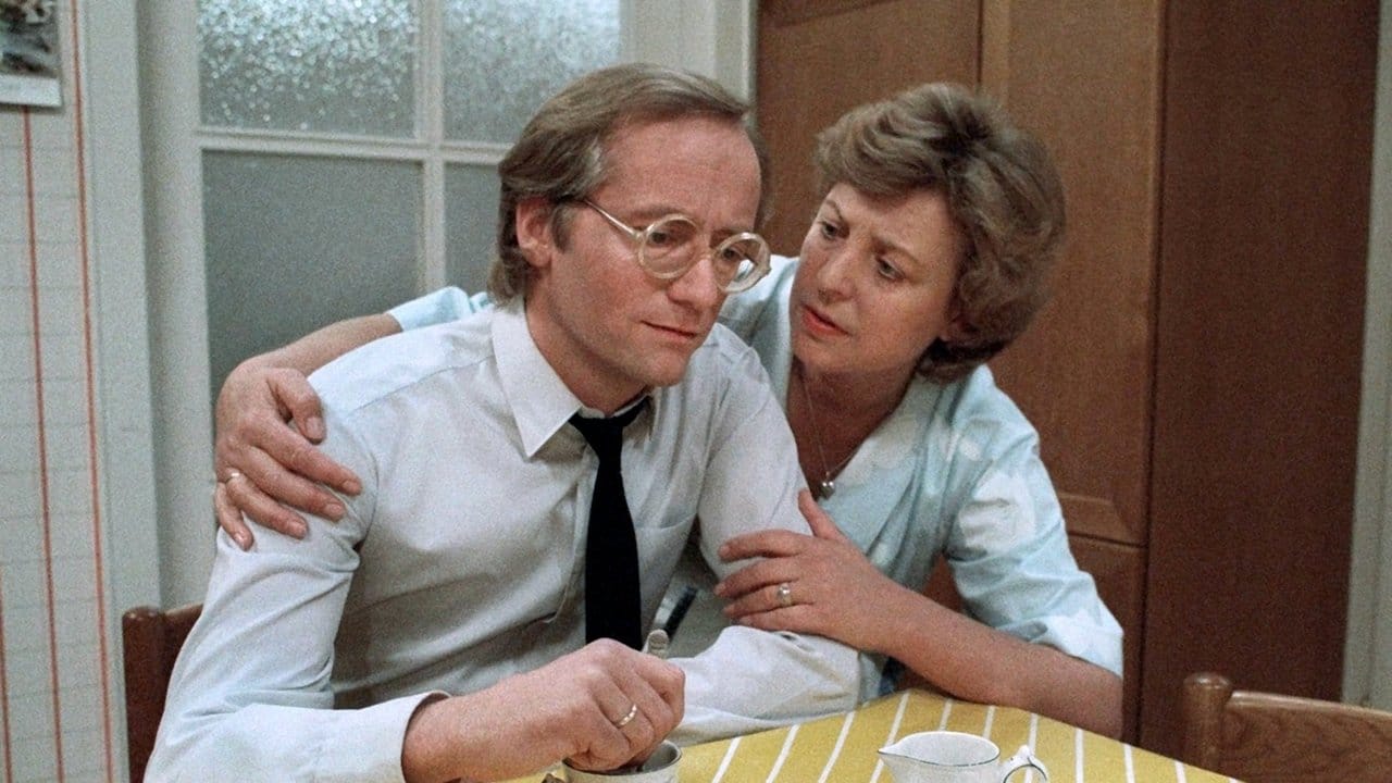 Ein Bild aus frühen "Lindenstraßen"-Tagen: Helga Beimer (Marie-Luise Marjan) mit ihrem ersten Mann Hans (Joachim Hermann Luger). Ein Bild aus frühen "Lindenstraßen"-Tagen: Helga Beimer (Marie-Luise Marjan) mit ihrem ersten Mann Hans (Joachim Hermann Luger).