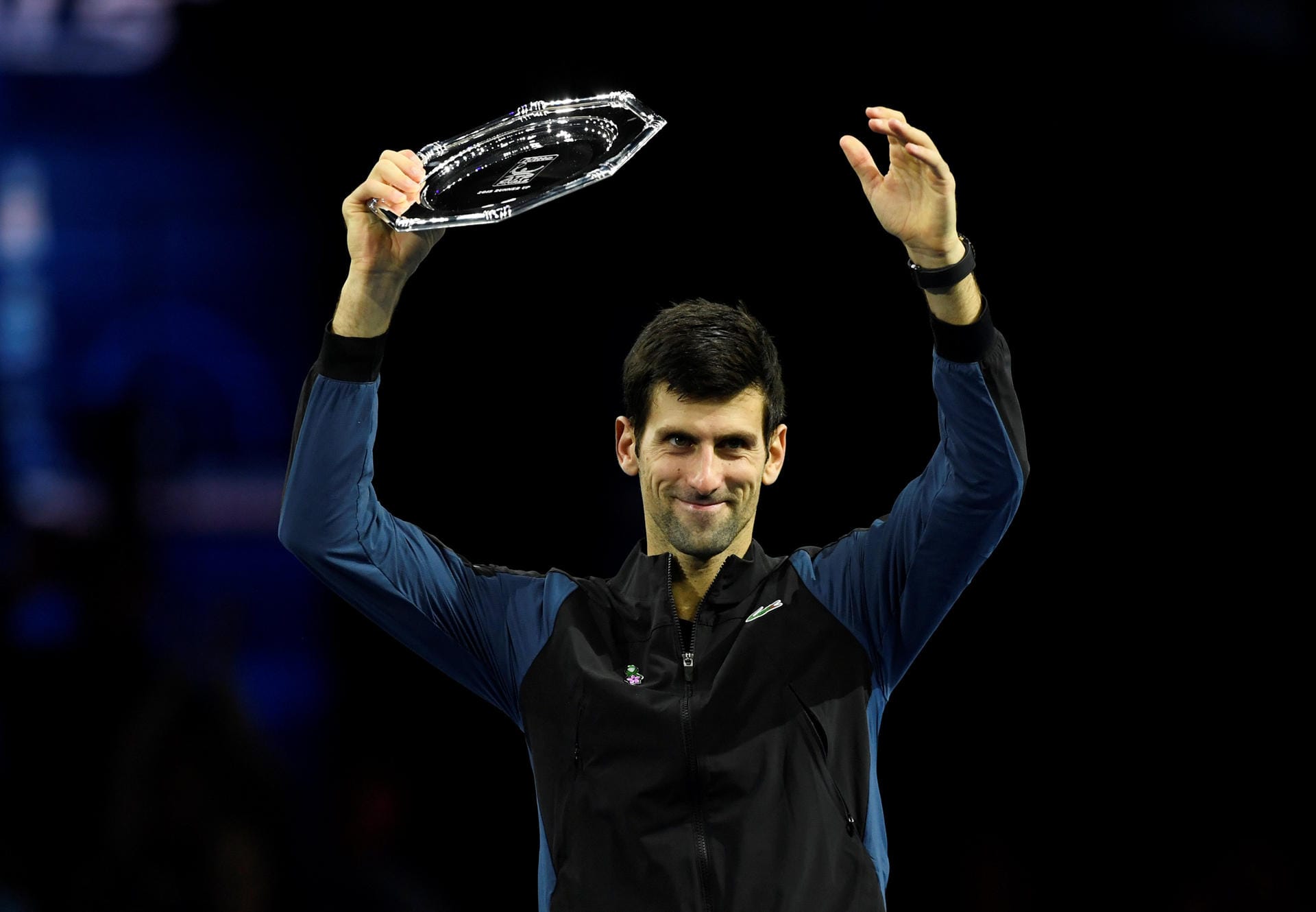 Kurz nach seiner Niederlage konnte Novak Djokovic schon wieder lachen.