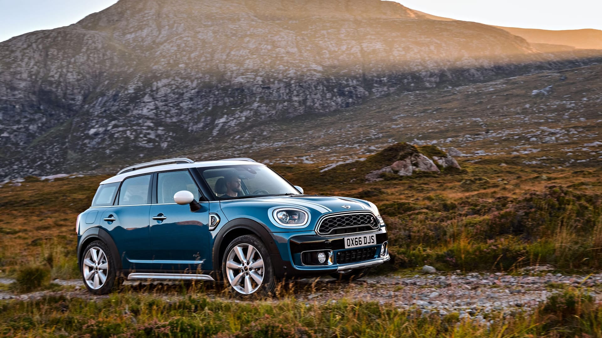 Mini Countryman One D: 27.900 Euro, Verbrauch 4,9 Liter.