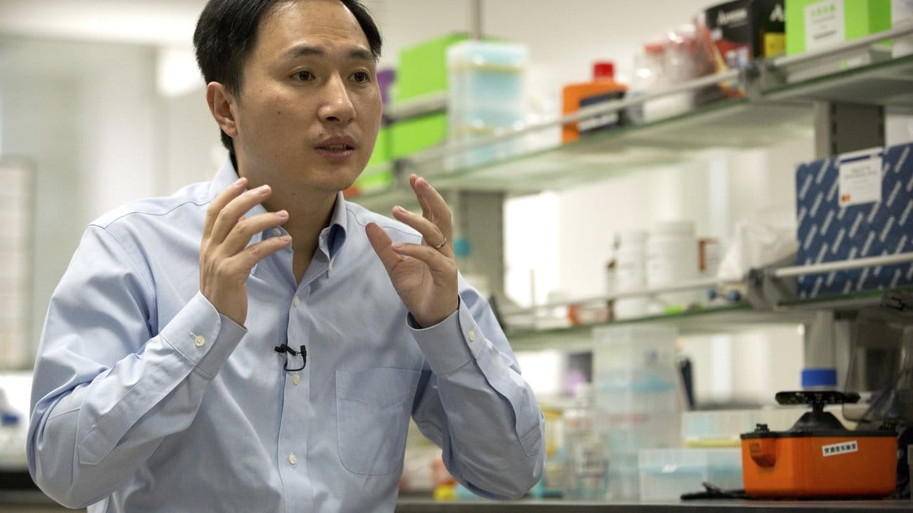 Forscher He Jiankui will die ersten genetisch veränderten Babys der Welt erschaffen haben.