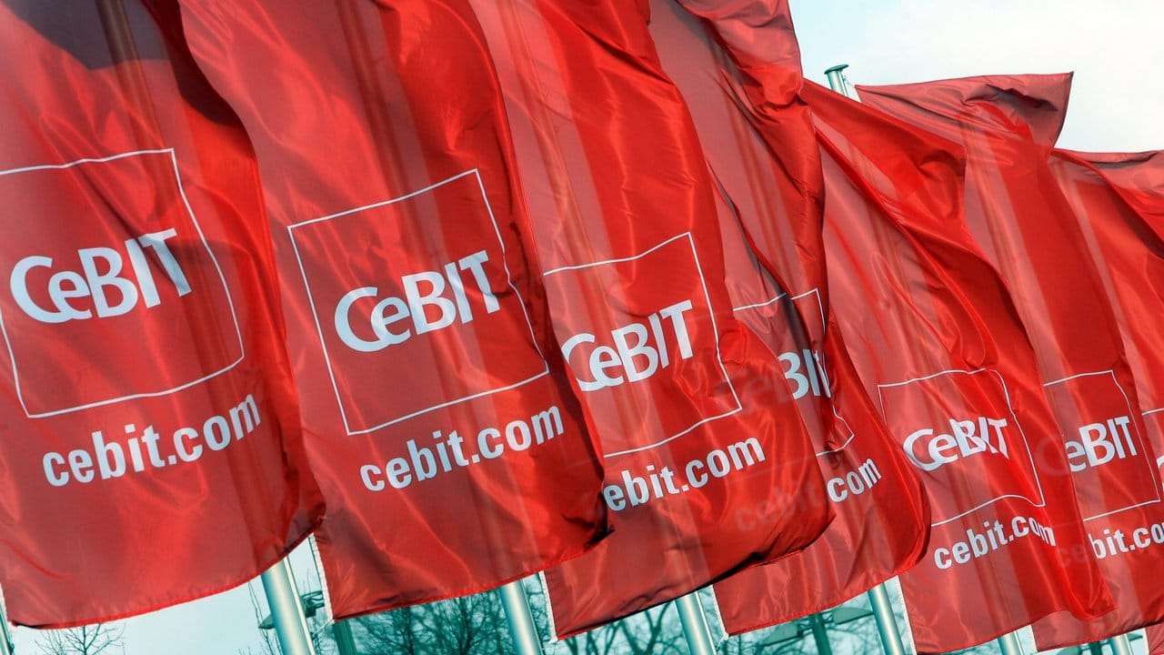 Nach über 30 Jahren ist die Cebit Geschichte: Die einst weltgrößte Computershow wird eingestellt. Nach über 30 Jahren ist die Cebit Geschichte: Die einst weltgrößte Computershow wird eingestellt.