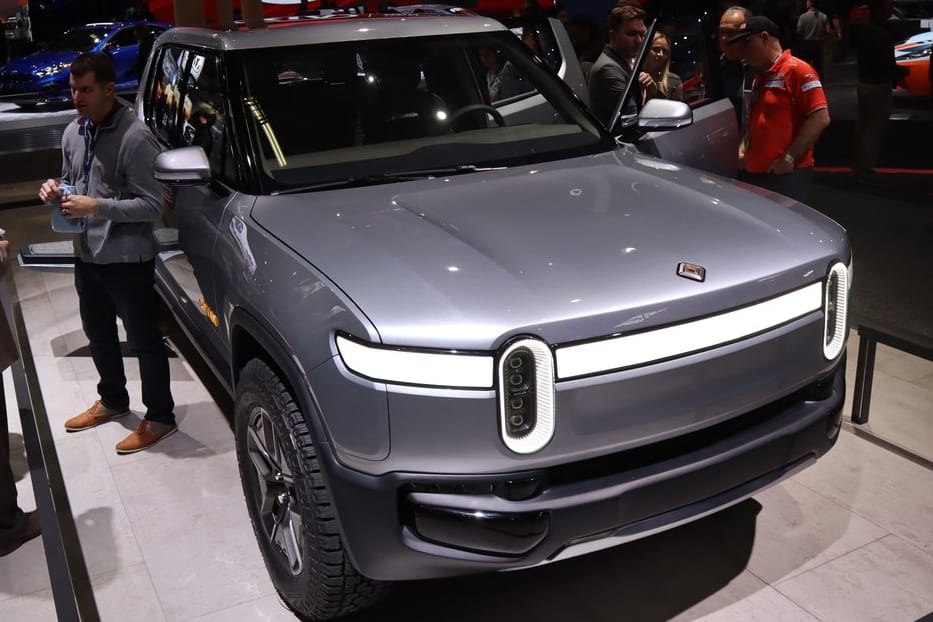 Start-up-Pick-up: Der Rivian R1T soll mit einer Akkuladung 600 Kilometer weit kommen. Start-up-Pick-up: Der Rivian R1T soll mit einer Akkuladung 600 Kilometer weit kommen.
