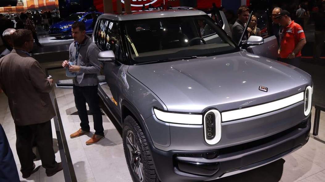 Start-up-Pick-up: Der Rivian R1T soll mit einer Akkuladung 600 Kilometer weit kommen. Start-up-Pick-up: Der Rivian R1T soll mit einer Akkuladung 600 Kilometer weit kommen.