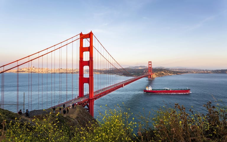 Golden Gate Bridge: Die Brücke ist ein Wahrzeichen der ehemaligen Hippiestadt San Francisco.