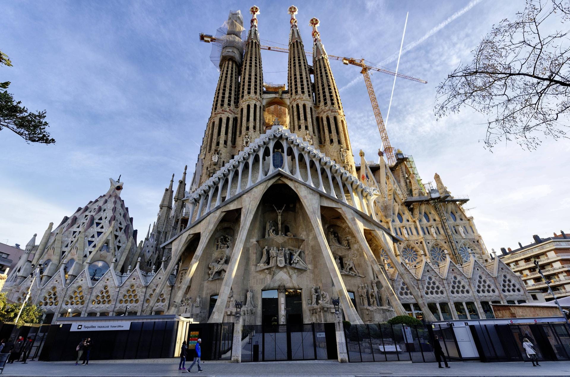 Sagrada Familia: Die Basilika ist eine der beeindruckendsten Sehenswürdigkeiten Barcelonas.