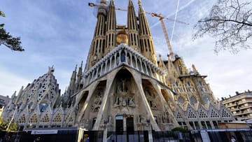 Sagrada Familia: Die Basilika ist eine der beeindruckendsten Sehenswürdigkeiten Barcelonas.