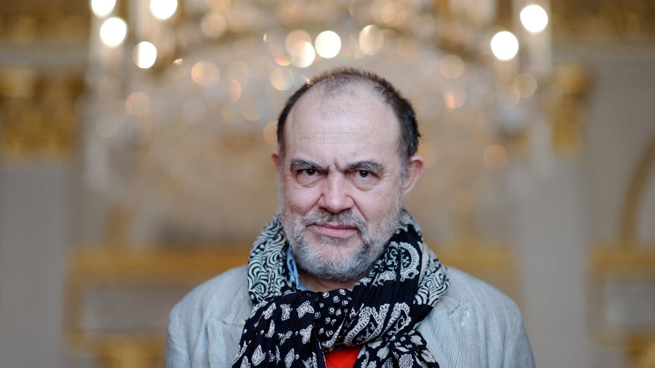 Christian Lacroix ist Opernfan. Christian Lacroix ist Opernfan.